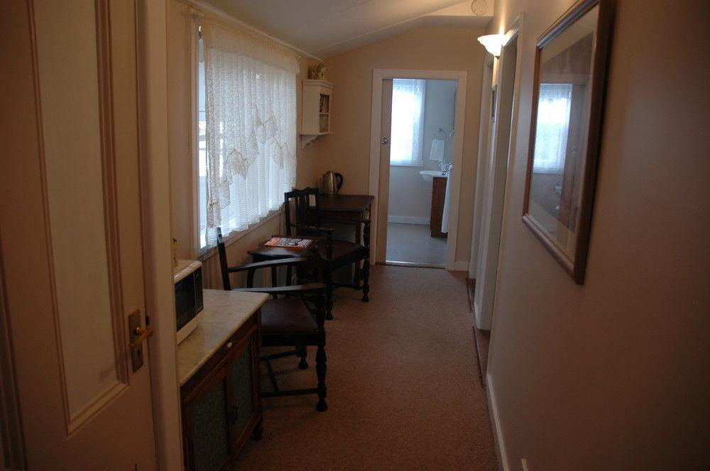 Cobden Heytesbury House Bed & Breakfast エクステリア 写真