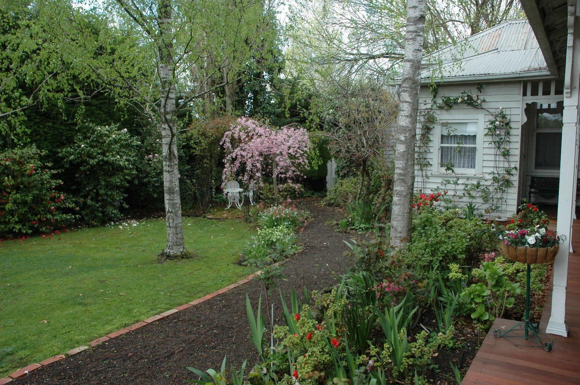 Cobden Heytesbury House Bed & Breakfast エクステリア 写真